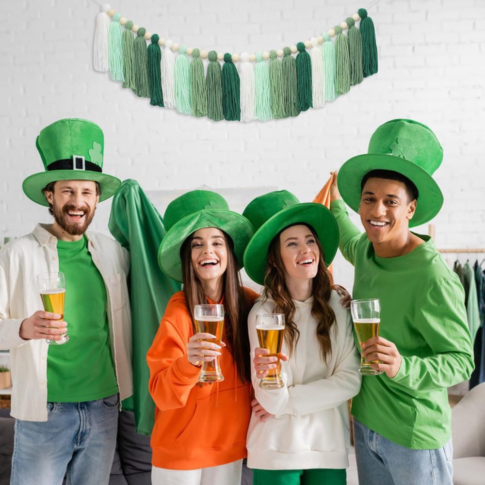 G2PLUS Green Tassel Garland, Tassel Banner with 20PCS Green Tassels, Wall Tassle Decoration Bunting with Wood Beads for St Patrick's Day,Kid's Bedroom, Spring Party Decor - Image 3