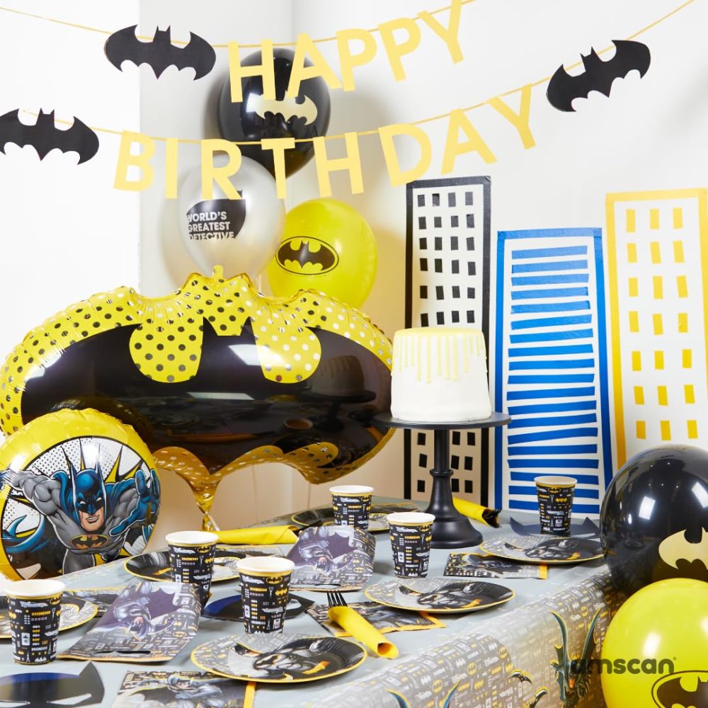 Amscan 9915096 - Batman Kids Birthday Party Cake Candles - 4 Pack Assorted Designs - Image 2