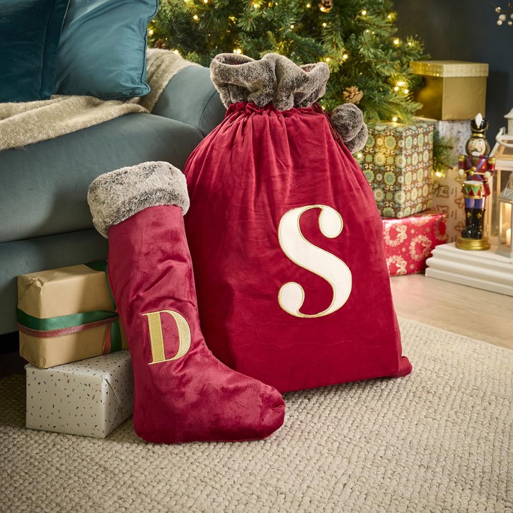 Celebright Christmas Sack with Embroidered Letter 'P' - Festive Holiday Décor for a Memorable Celebration - Faux Fur - Red - Image 5