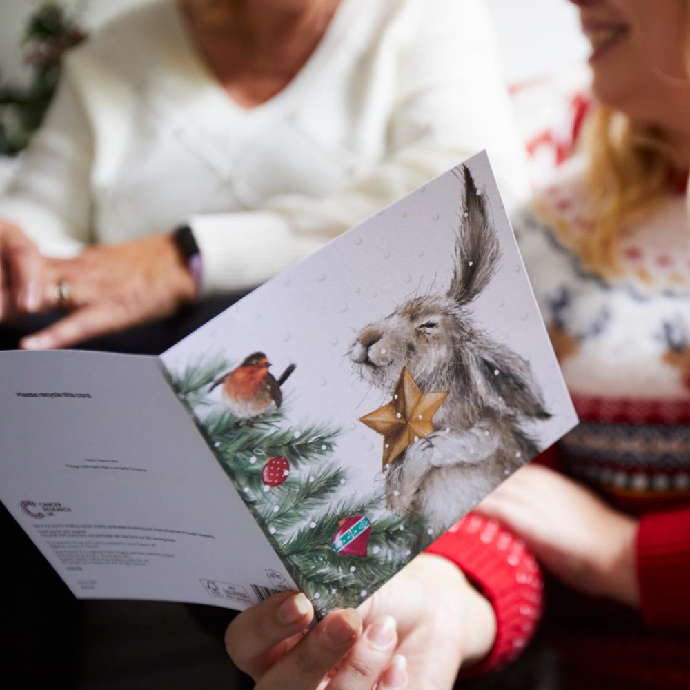 Cancer Research UK Box of 24 Charity Christmas Cards - 2 Designs - Hettie Hare & Timmy Mouse - Image 3
