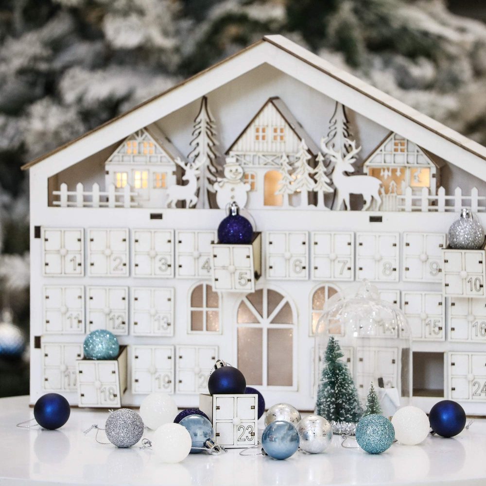 Valery Madelyn Christmas Baubles for Christmas Tree Decoration，49pcs 3cm Silver and Blue Christmas Shatterproof Christmas Ball Ornaments - Image 2
