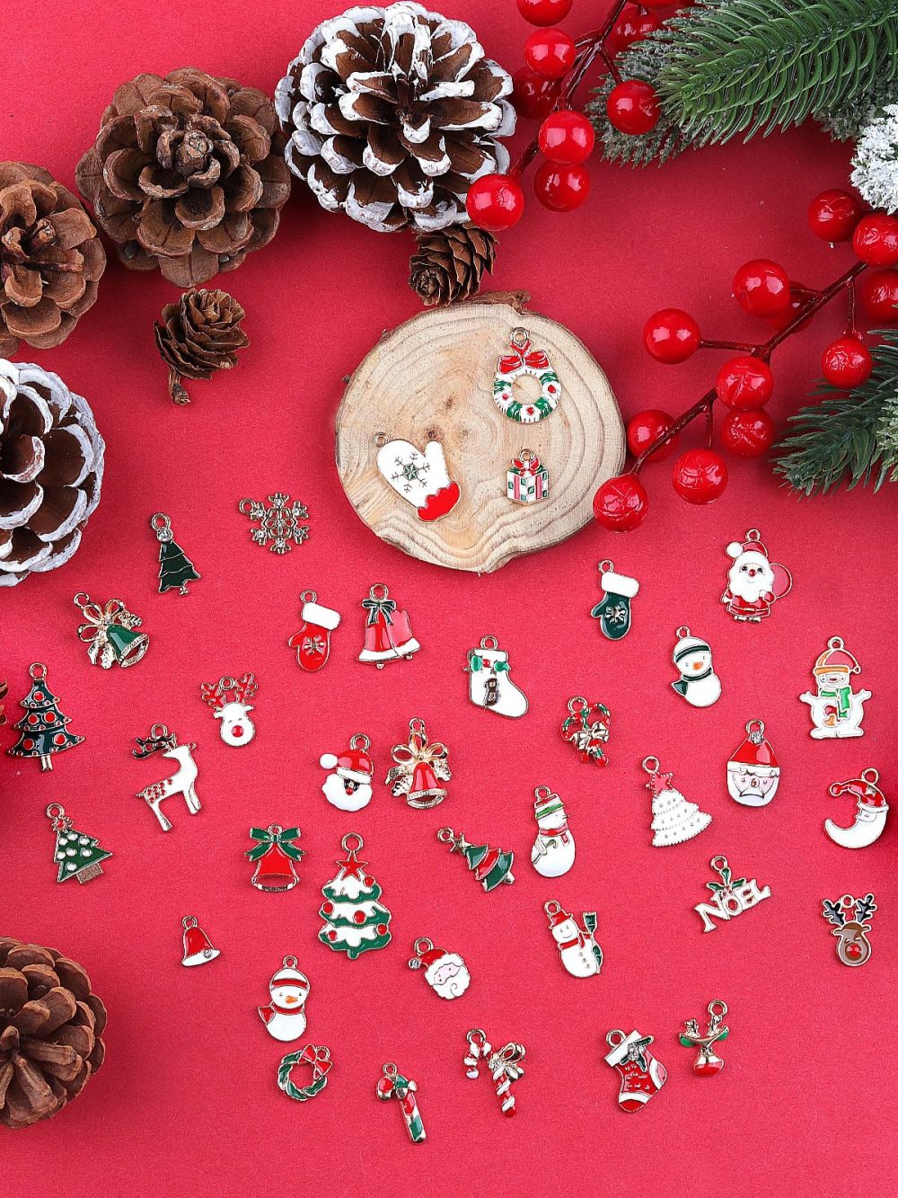 EBANKU 76Pcs Christmas Enamel Gold Charms for Jewelry Making, Assorted Gold Charms for Christmas DIY Necklace Bracelet Earrings Making Crafting Decoration - Image 7