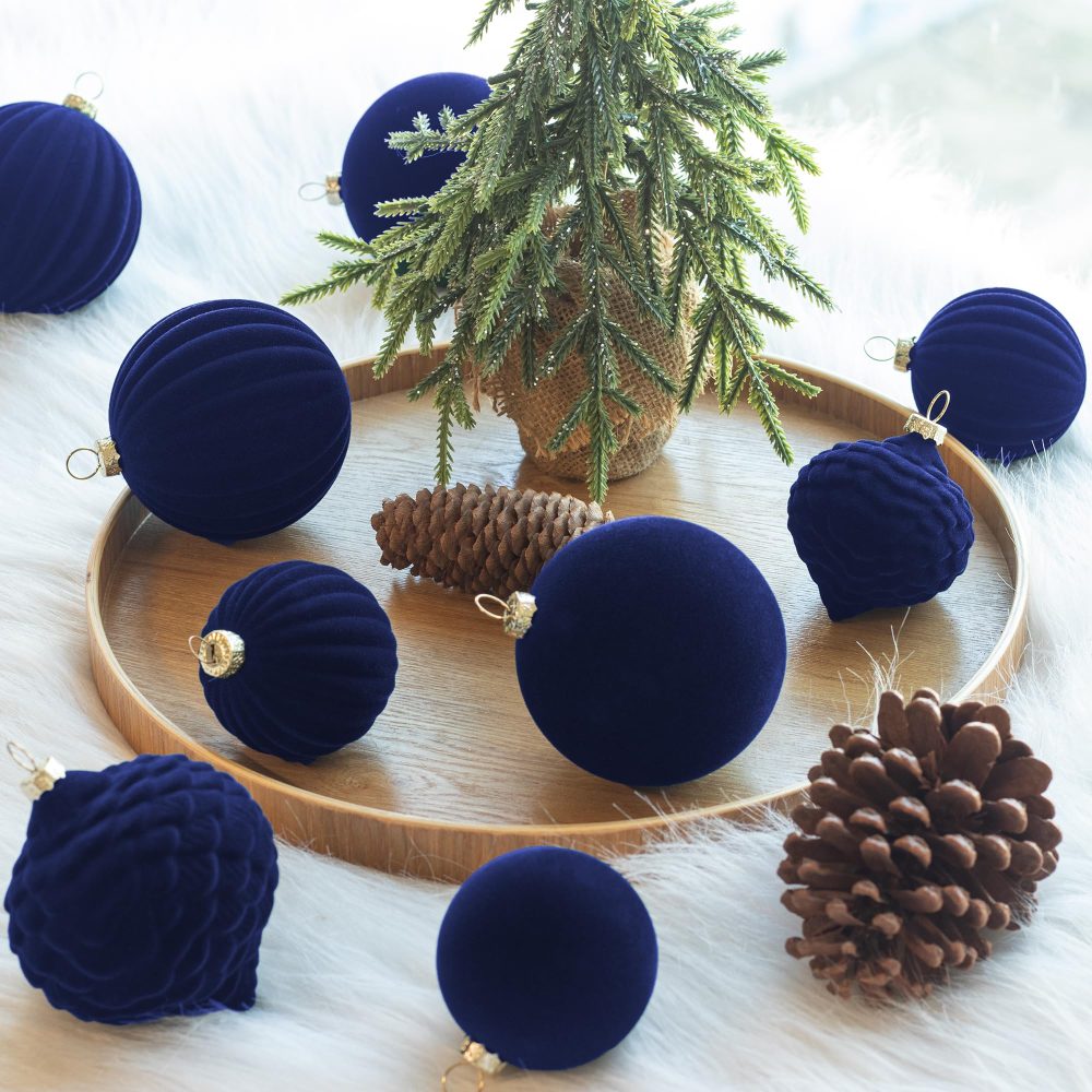 KI Store Blue Velvet Christmas Baubles 25pcs Shatterproof Flocked Christmas Tree Ornaments 80mm 60mm Assorted for Xmas Tree Decorations - Image 7