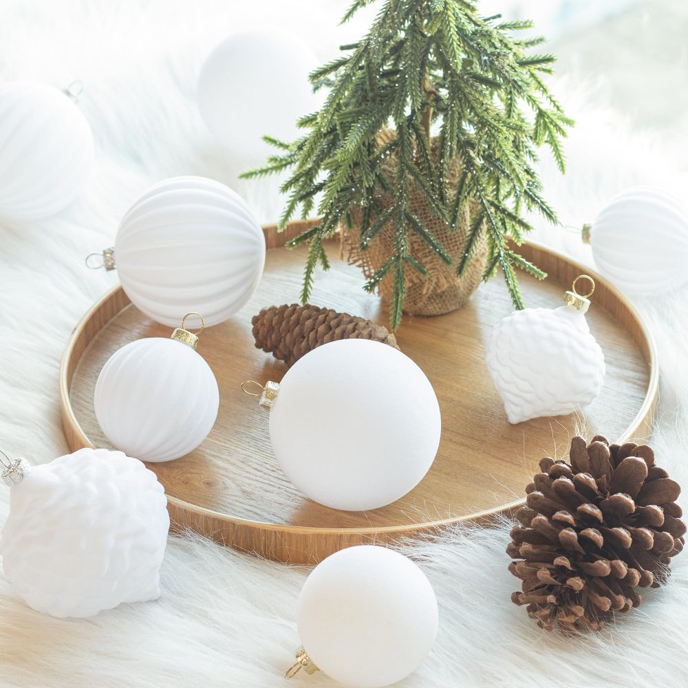 KI Store White Velvet Christmas Balls 25pcs Shatterproof Flocked Christmas Tree Ornaments Assorted for Xmas Tree Decorations - Image 7