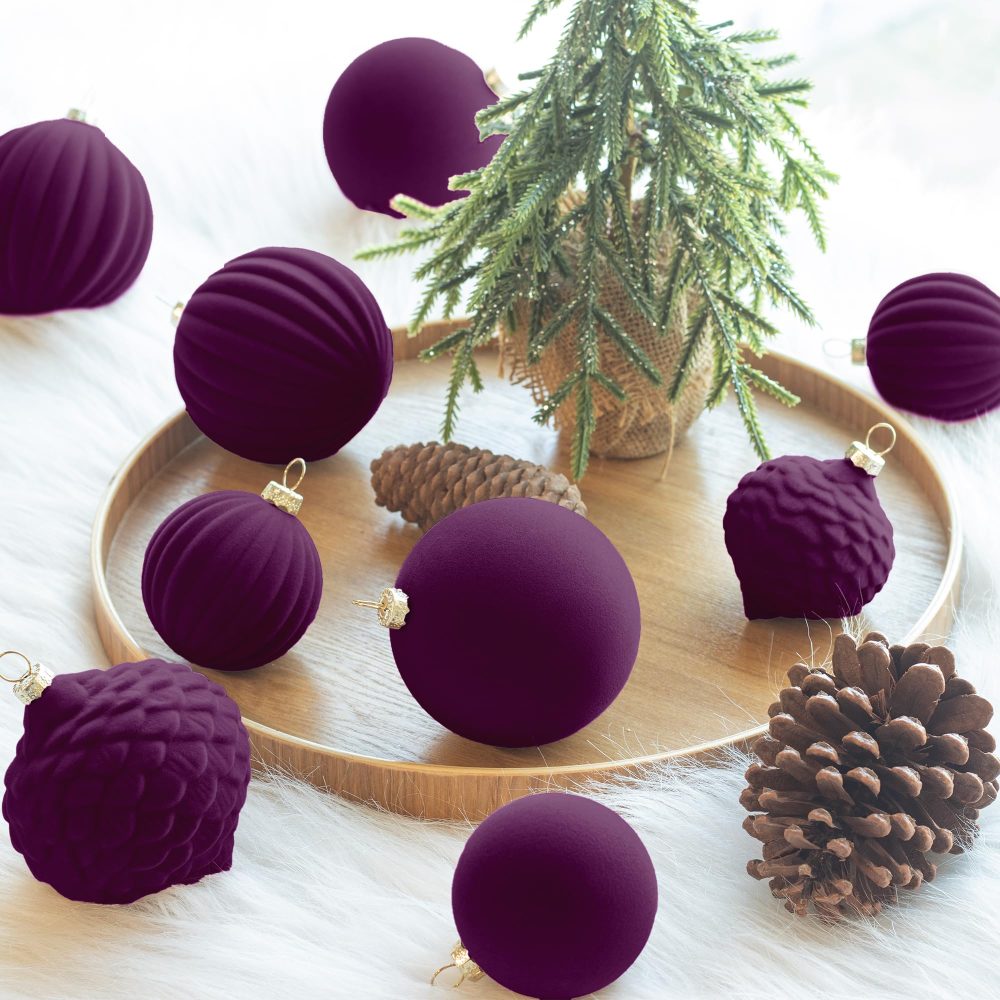 KI Store Magenta Purple Velvet Christmas Baubles 25pcs Shatterproof Flocked Christmas Tree Ornaments 80mm 60mm Assorted for Xmas Tree Decorations - Image 5