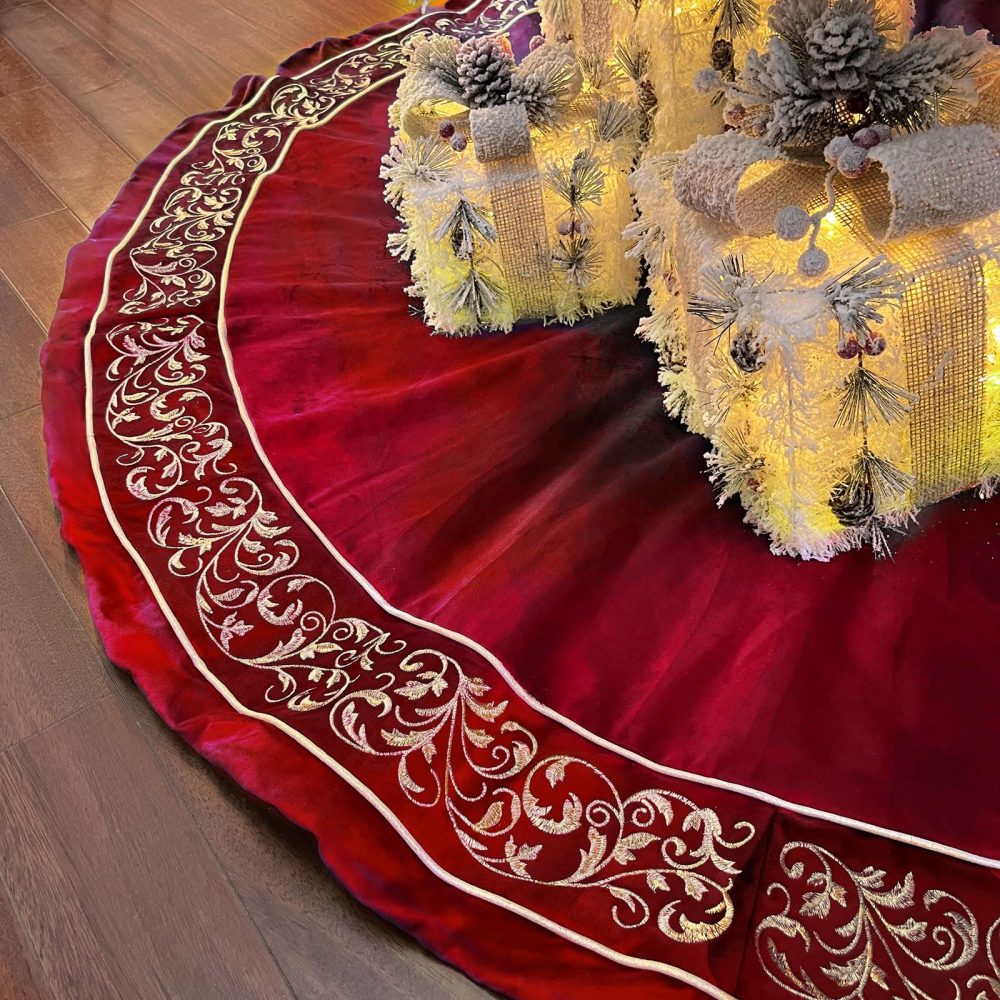 FunAcce Christmas Tree Skirt 60 inch, Red Luxury Velvet Plush Faux Fur Extra Large Skirts with Golden Embroidered Vintage Pattern, Classic Retro Christmas Tree Decorations Gifts