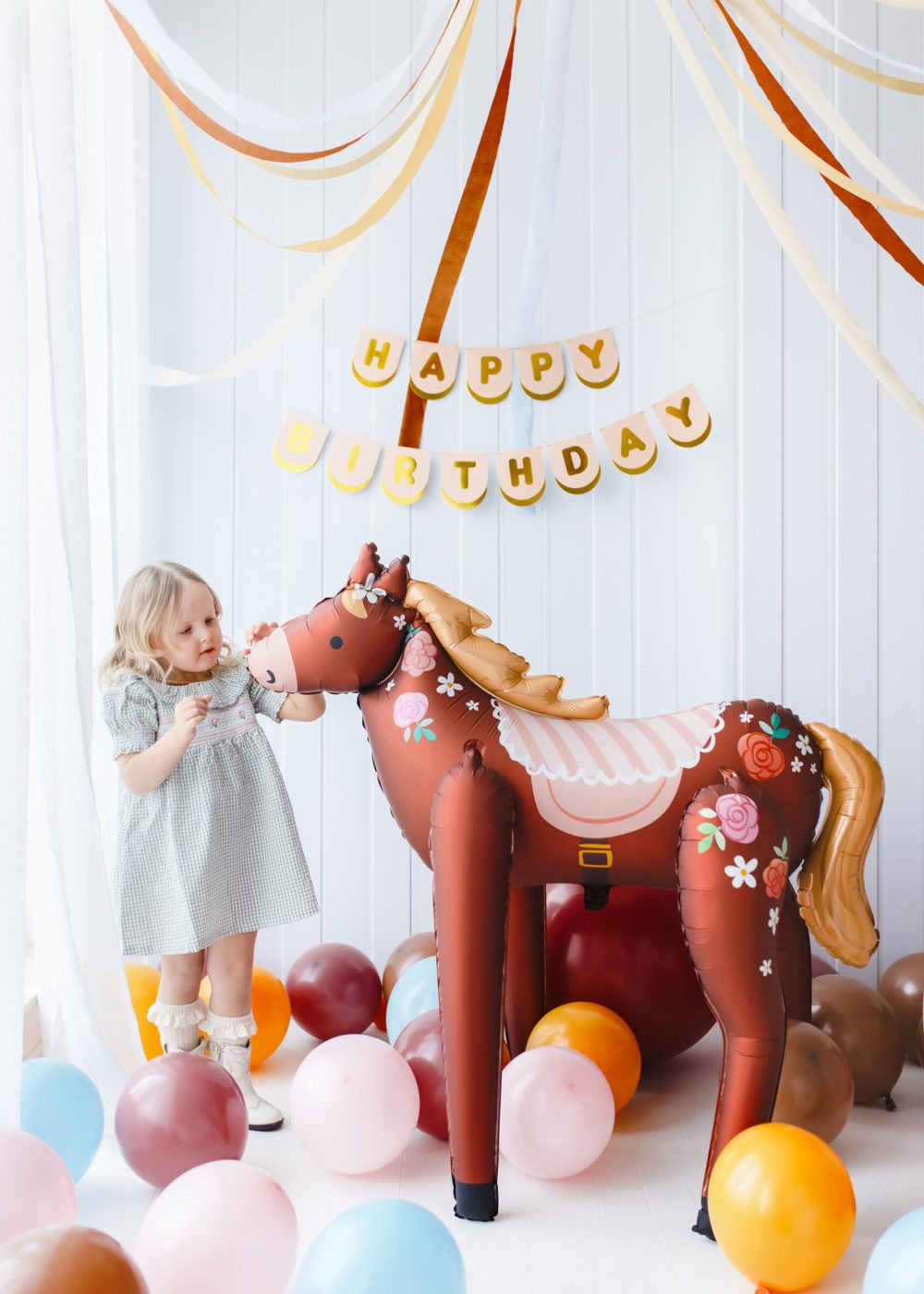 Foil Balloon Horse 101 x 105 cm - XXL Balloon for Helium or Air - Balloon for Children's Birthday Girls Birthday - Animal Foil Balloon Animal Balloon - Birthday Decoration & Party Decoration - Brown - Image 3