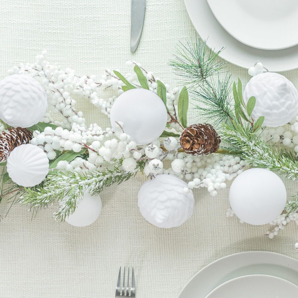 KI Store White Velvet Christmas Balls 25pcs Shatterproof Flocked Christmas Tree Ornaments Assorted for Xmas Tree Decorations - Image 4