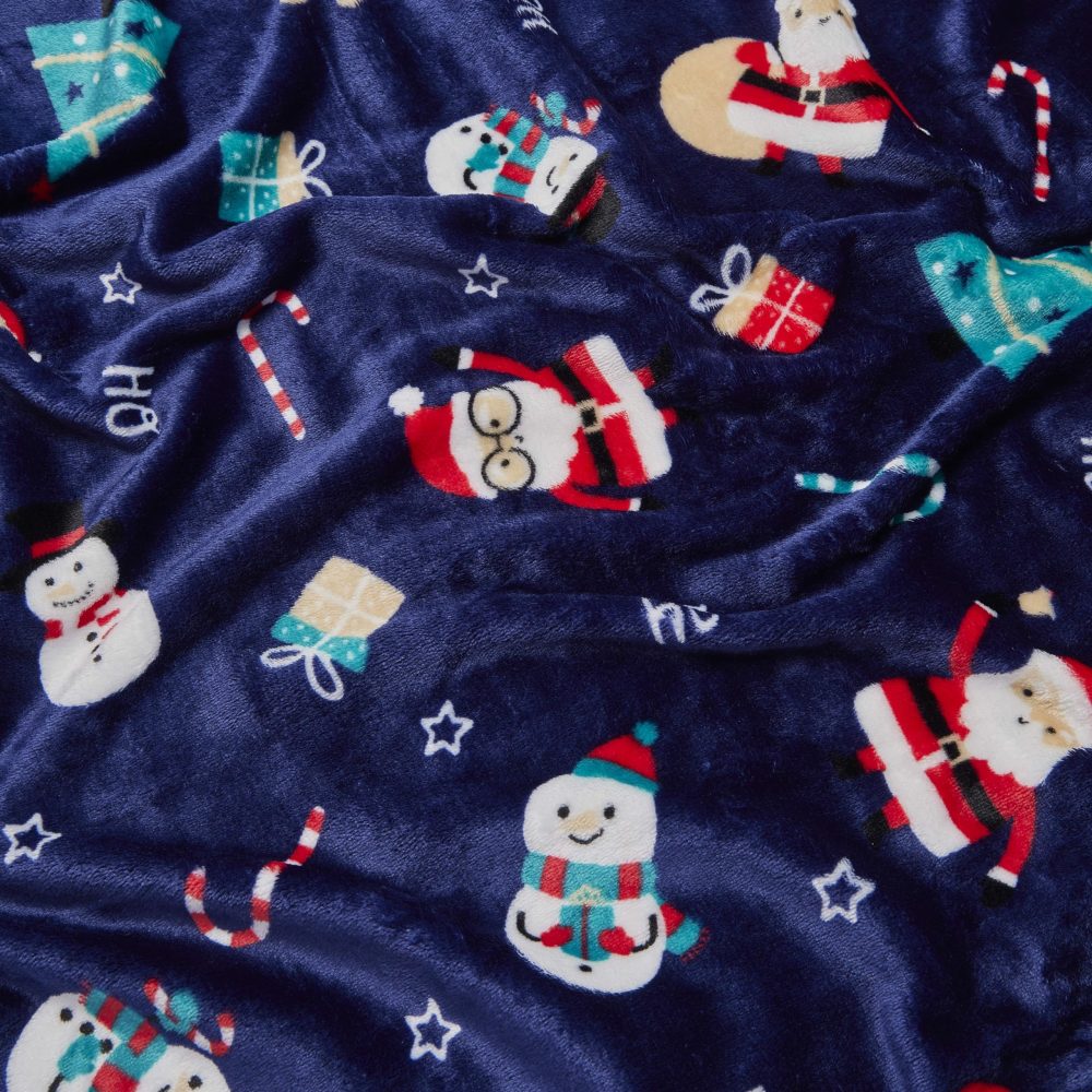 Celebright Luxurious Christmas 100% Recycled Fleece Throw – Large 50 x 60Inch (127cm x 152cm) Fluffy Microfiber Blanket for Bed, Sofa, Couch – Plush Snuggly Cosy Winter Warmer – Jolly Holiday Blue - Image 6