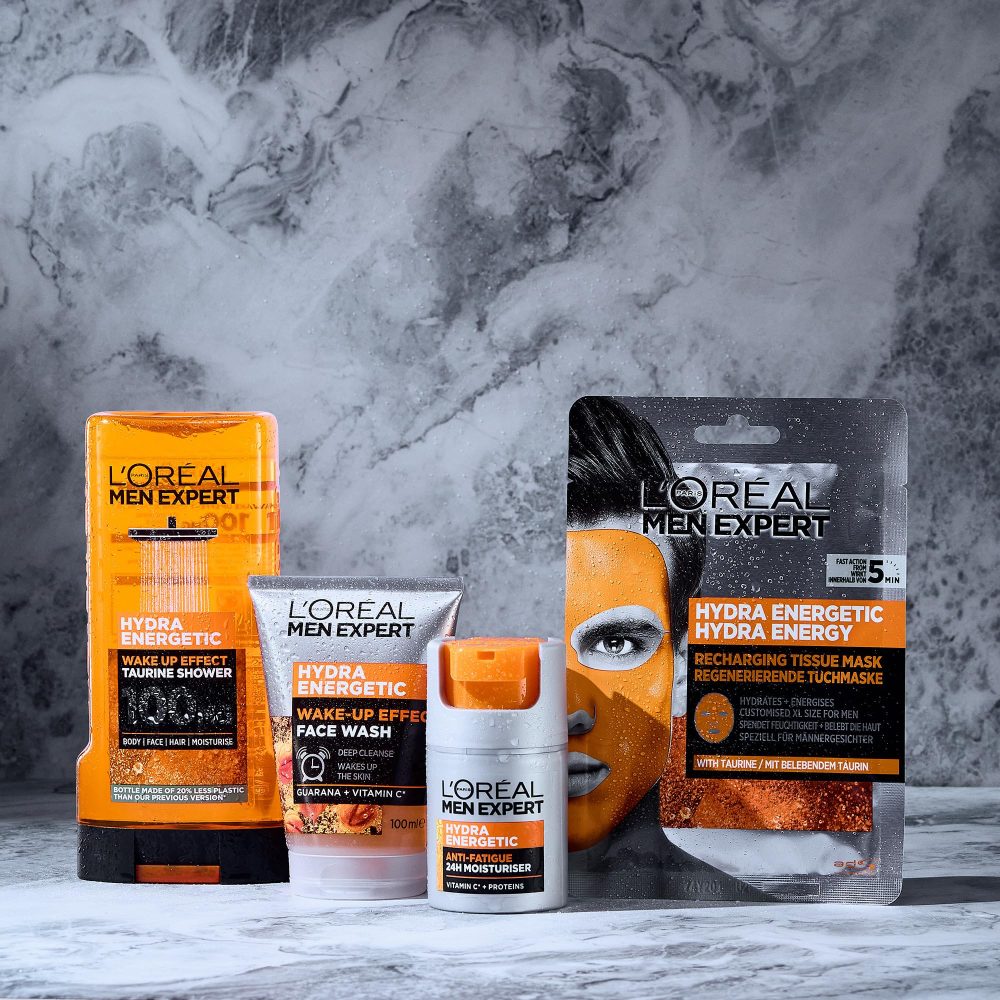 L'Oreal Men Expert Gift Set for Men, Hydra Energetic Fully Charged Washbag: Shower Gel, Moisturiser for Men, Sheet Face Mask and Face Wash - Image 3