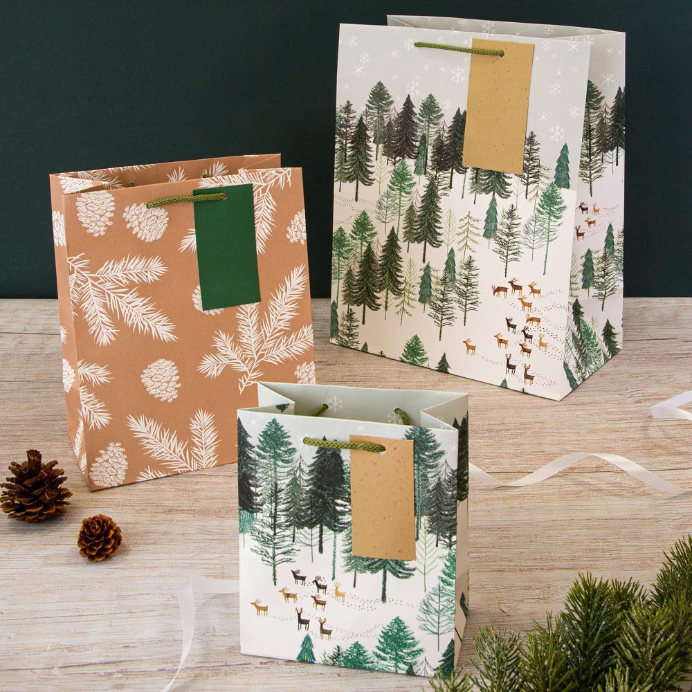 Hallmark Gift Bag Pack of 3, 3 Festive Designs, Christmas, Winter Wonderland, Stags, Deer, Brown Kraft - Image 7