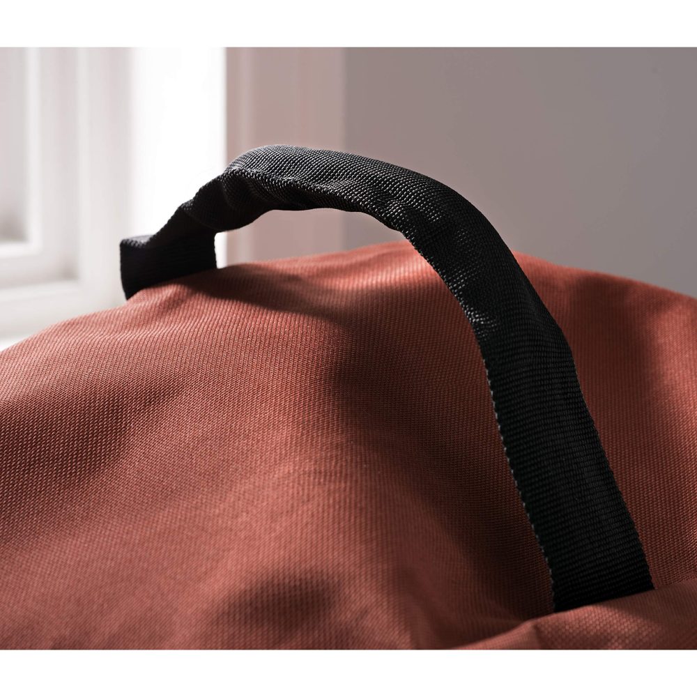 WeRChristmas Garland & Wreath Christmas Decoration Storage Bag, Red, Medium - Image 4
