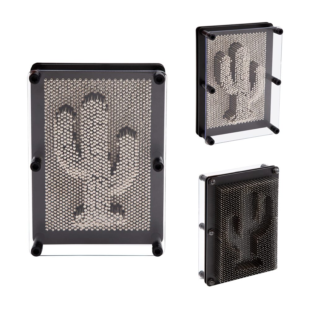 Global Gizmos 50350 Metal Pin Art Impression Toy/Ideal for Home and Office/Novelty Fun Gift / 3D Fun Desktop Sculpture Gadget/Classic Retro Game / 18cm x 13cm - Image 2