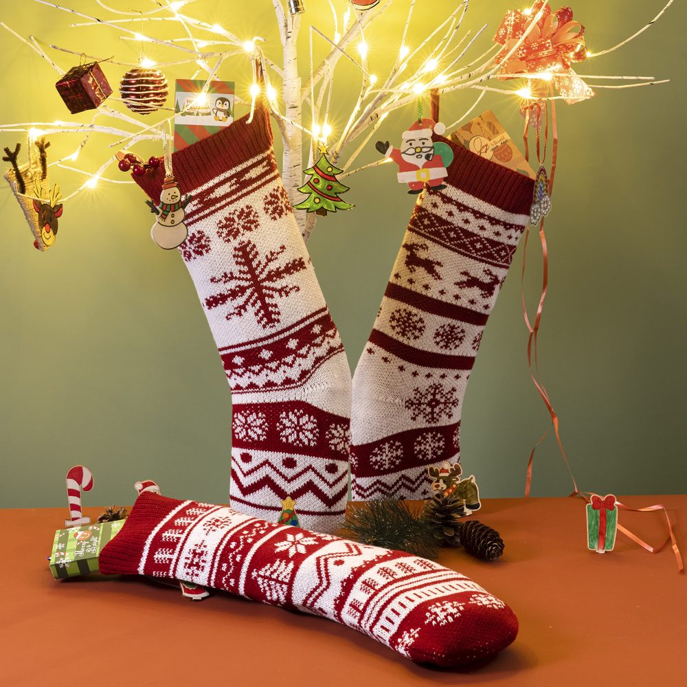 JOYIN 3 Pack 45cm Knit Christmas Stockings, Large Rustic Yarn Xmas Stockings for Family Holiday Decorations - Image 3