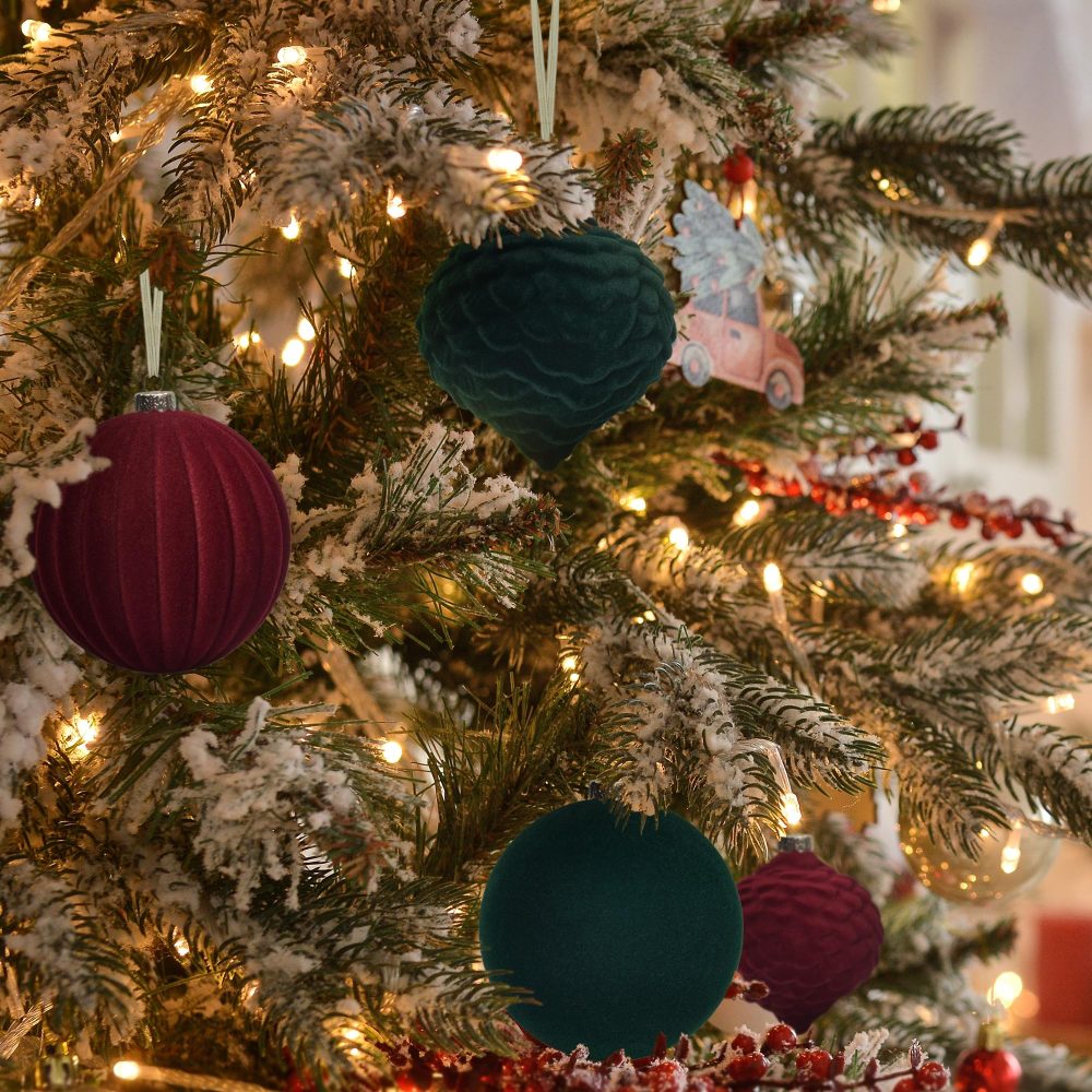 KI Store Dark Green Velvet Christmas Baubles 25pcs Shatterproof Flocked Christmas Tree Ornaments Assorted for Xmas Tree Decorations - Image 6