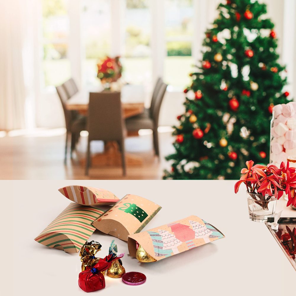 BELLE VOUS Christmas Pillow Boxes (50 Pack) - 10 Xmas Theme Winter Kraft Paper Box 11 x 7cm - Xmas Festive Presentation, Party Favours, Candy Box, Jewellery & Christmas Decoration - Image 6