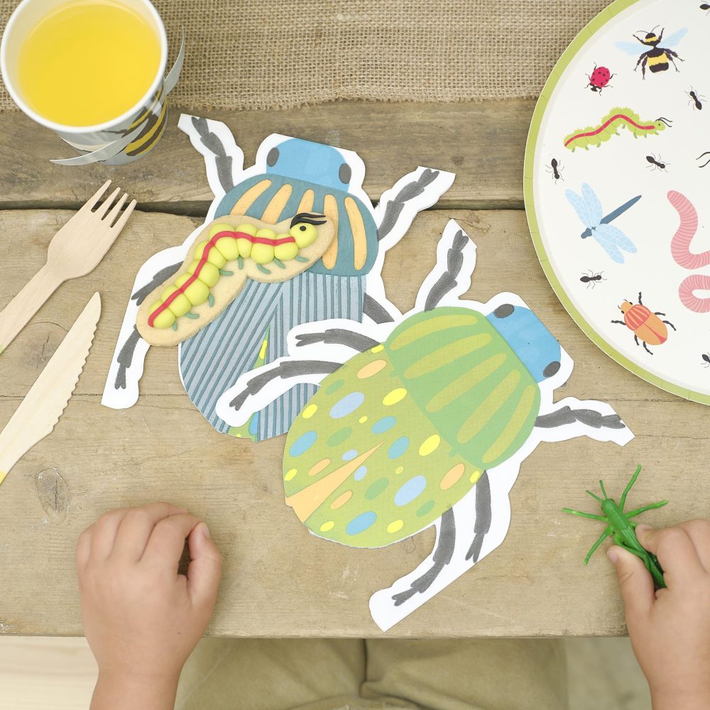 Ginger Ray Creepy Crawly Bug Shaped Fold Out Paper Kids Birthday Party Luncheon Napkins 16 Pack