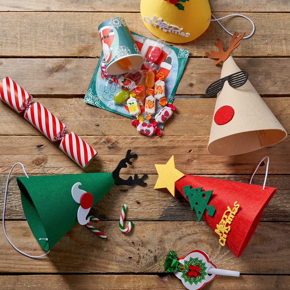 THE TWIDDLERS - 45 Christmas Hats For Parties, Christmas Crackers, Novelty Xmas Hat - Festive Photo Props for Xmas Parties, Assorted Christmas Designs for Kids & Adults - Christmas Props Funny Hats - Image 7