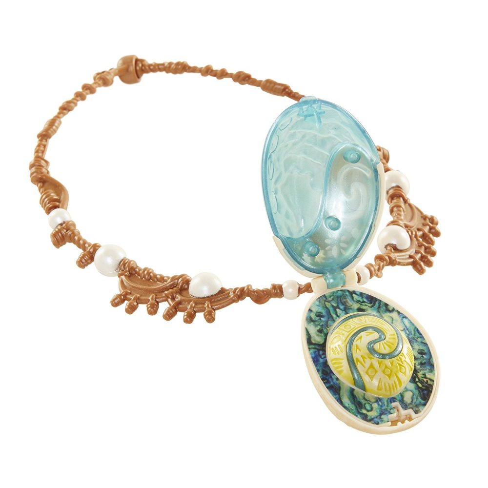 Disney Moana Heart Of Te Fiti Magical Seashell Necklace by JAKKS Pacific, Children's Dress Up Accessory, Light Up Necklace, Moana Dress Up, Opens to Reveal Heart of Te Fiti - Image 5