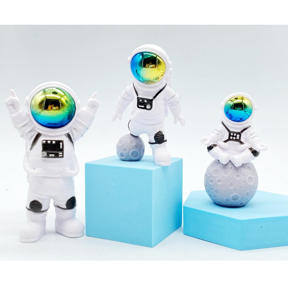 3 Pcs Astronaut Cake Topper, Spaceman Cake Decorations, Mini Set Astronaut Decor Figurines, for Kids Birthday Shower Astronaut Theme Party Supplies (Gradient blue) - Image 3