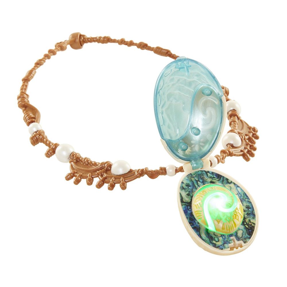 Disney Moana Heart Of Te Fiti Magical Seashell Necklace by JAKKS Pacific, Children's Dress Up Accessory, Light Up Necklace, Moana Dress Up, Opens to Reveal Heart of Te Fiti - Image 6