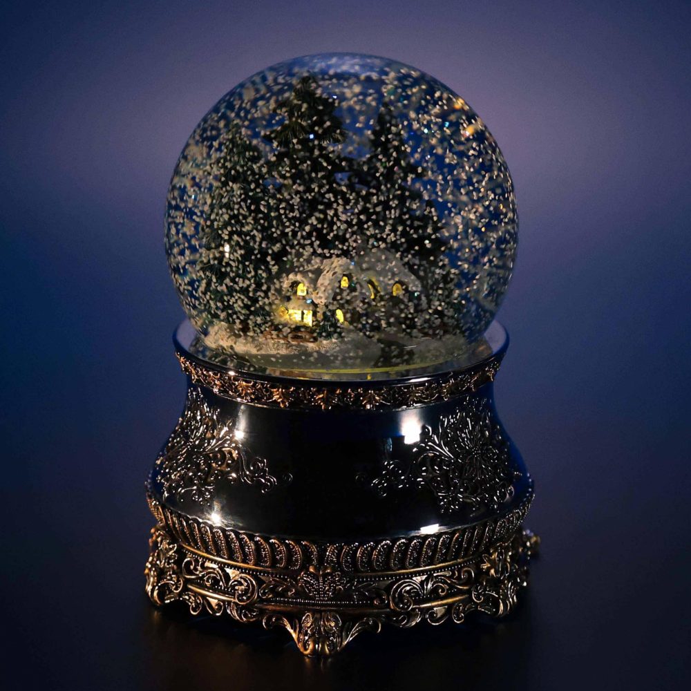 Christmas Lighted Snow Globe "Hunting lodge" Musical with Swirling Snow, Battery Powered Christmas Decorations Indoor for Home - Image 7