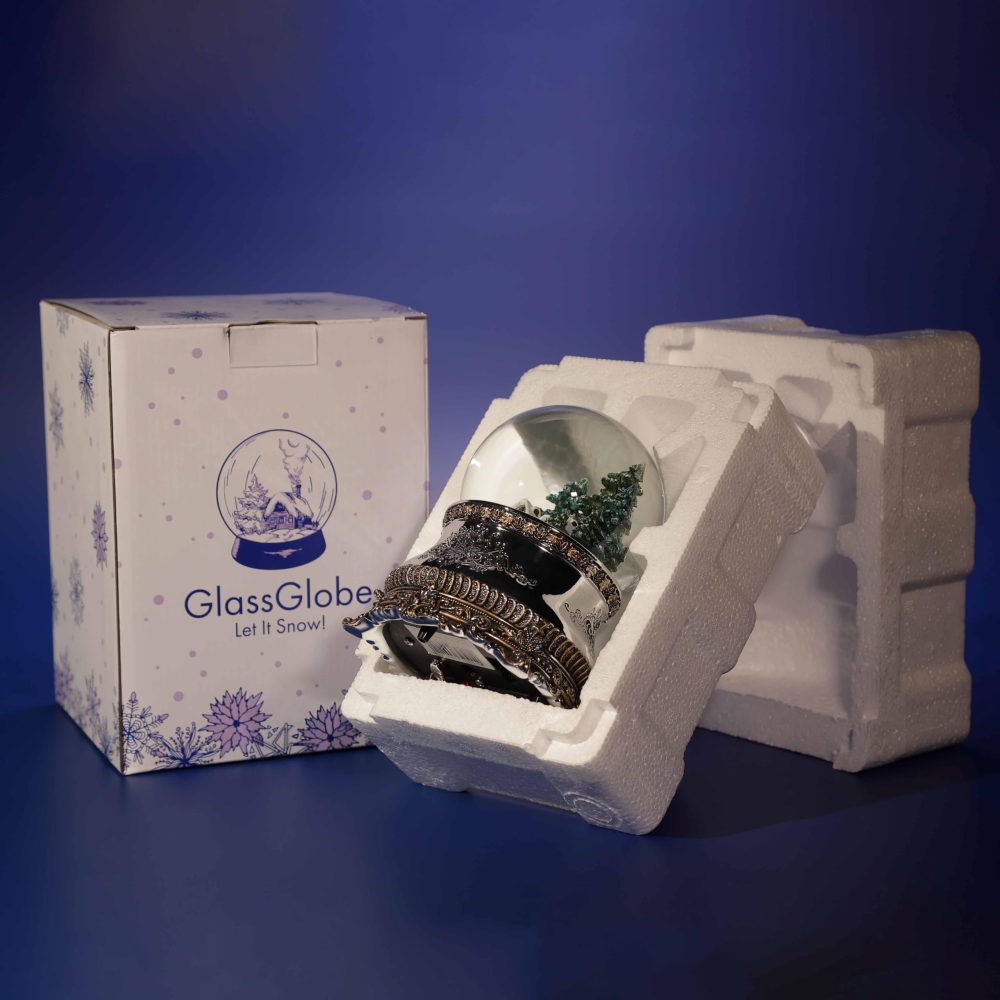 Christmas Lighted Snow Globe "Hunting lodge" Musical with Swirling Snow, Battery Powered Christmas Decorations Indoor for Home - Image 2