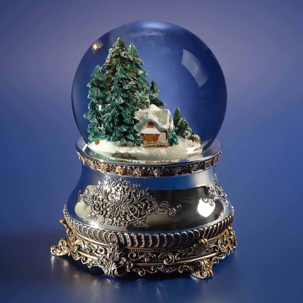 Christmas Lighted Snow Globe "Hunting lodge" Musical with Swirling Snow, Battery Powered Christmas Decorations Indoor for Home - Image 8